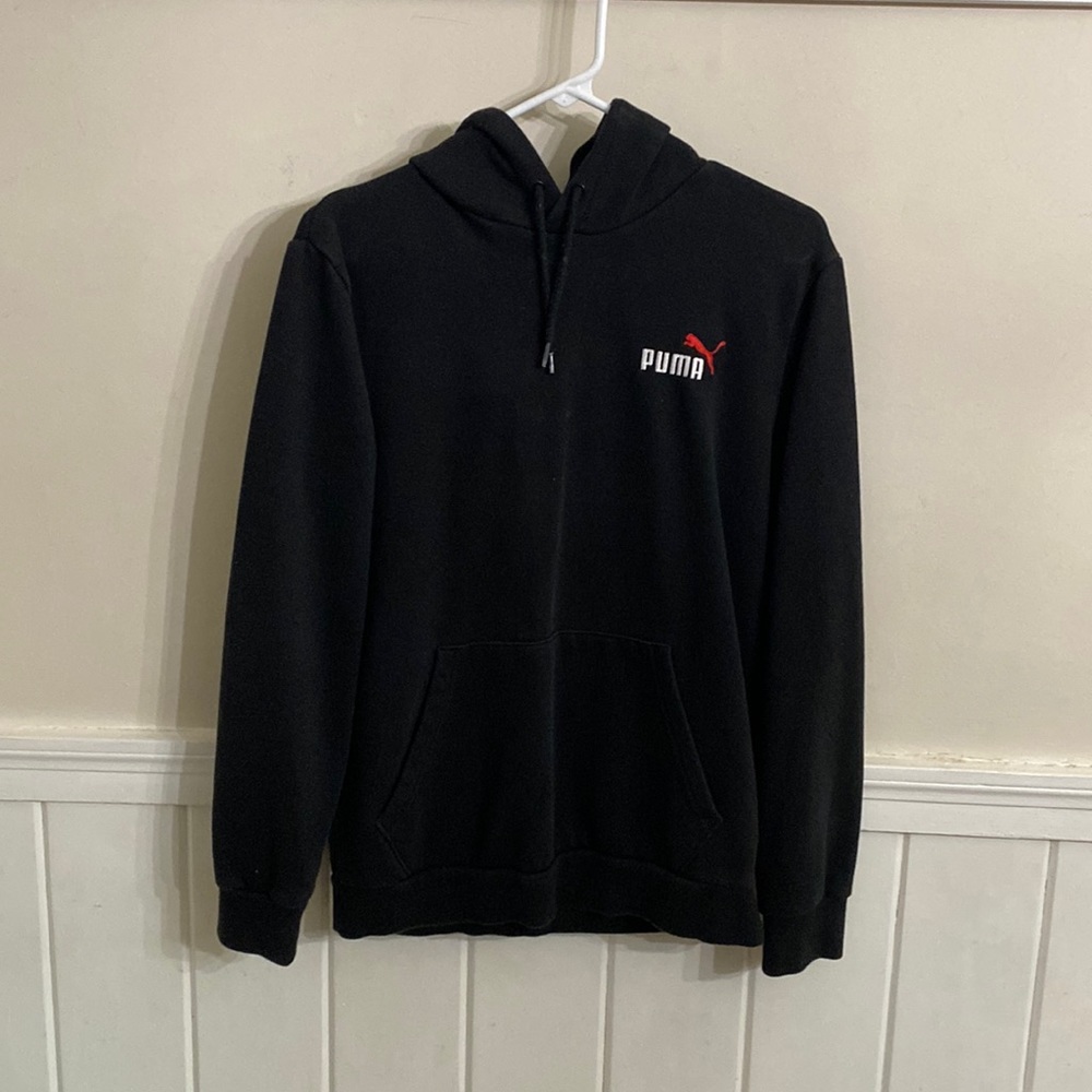 Size is small , brand is puma